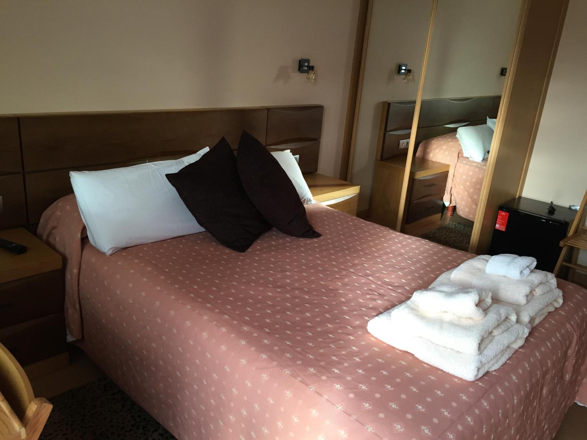 Hotel Santa Cruz Montaos Phòng bức ảnh